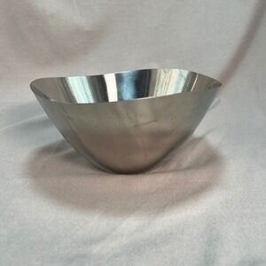 Stelton Bowl Denmark Stainless Steel 18-8 Freeform Arne‎ Jacobsen MCM Decor 9.5"